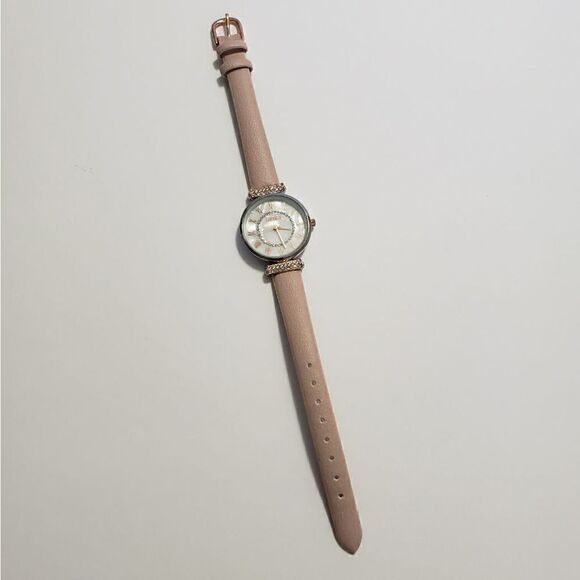 Kensie Womens Watch with Blush Band - Picture 2 of 6